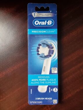 Oral-B PrecisionClean Replacement Brush Heads, Blue - 3 Pack